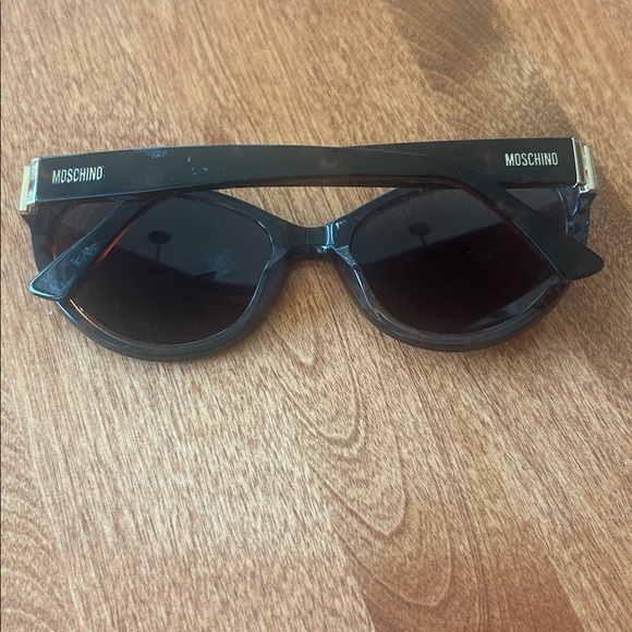 Moschino Tortoise Shell Sunglasses - Picture 2 of 10